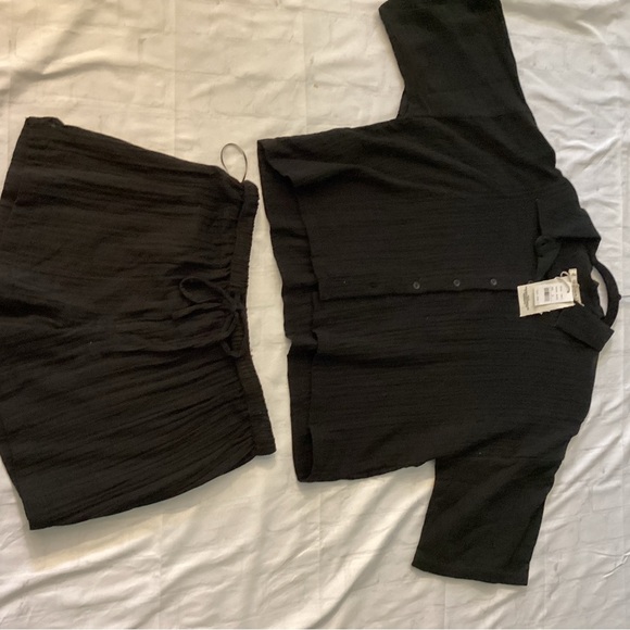 SALTY LEMON 2-PC SHORT SET (NEW WITH TAG) - Picture 2 of 14